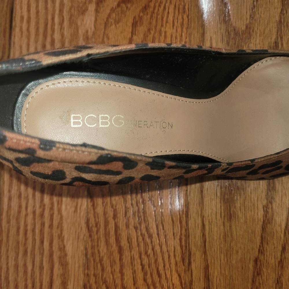 Womens BCBG leopard print heel - Picture 4 of 6